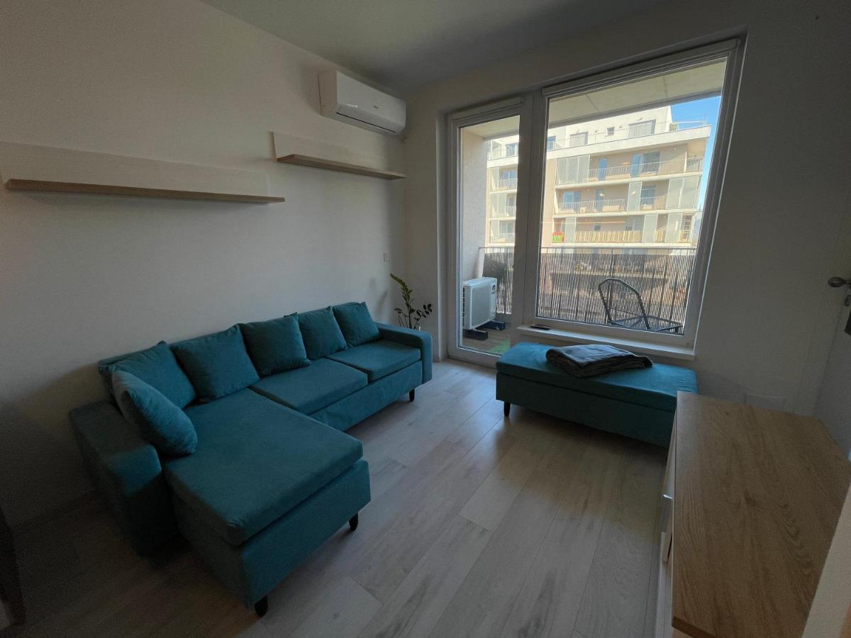 Modern And Quiet Apartment With Air Conditioning And Private Parking Кошице Екстериор снимка